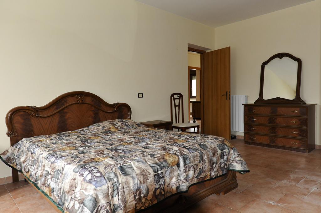 Aleanna Appartamenti Nocera Umbra Room photo